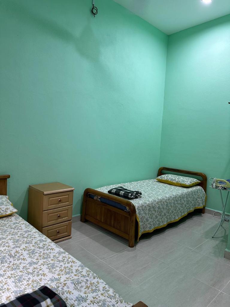 Homestay Haji Noor Tanah Merah  Eksteriør bilde