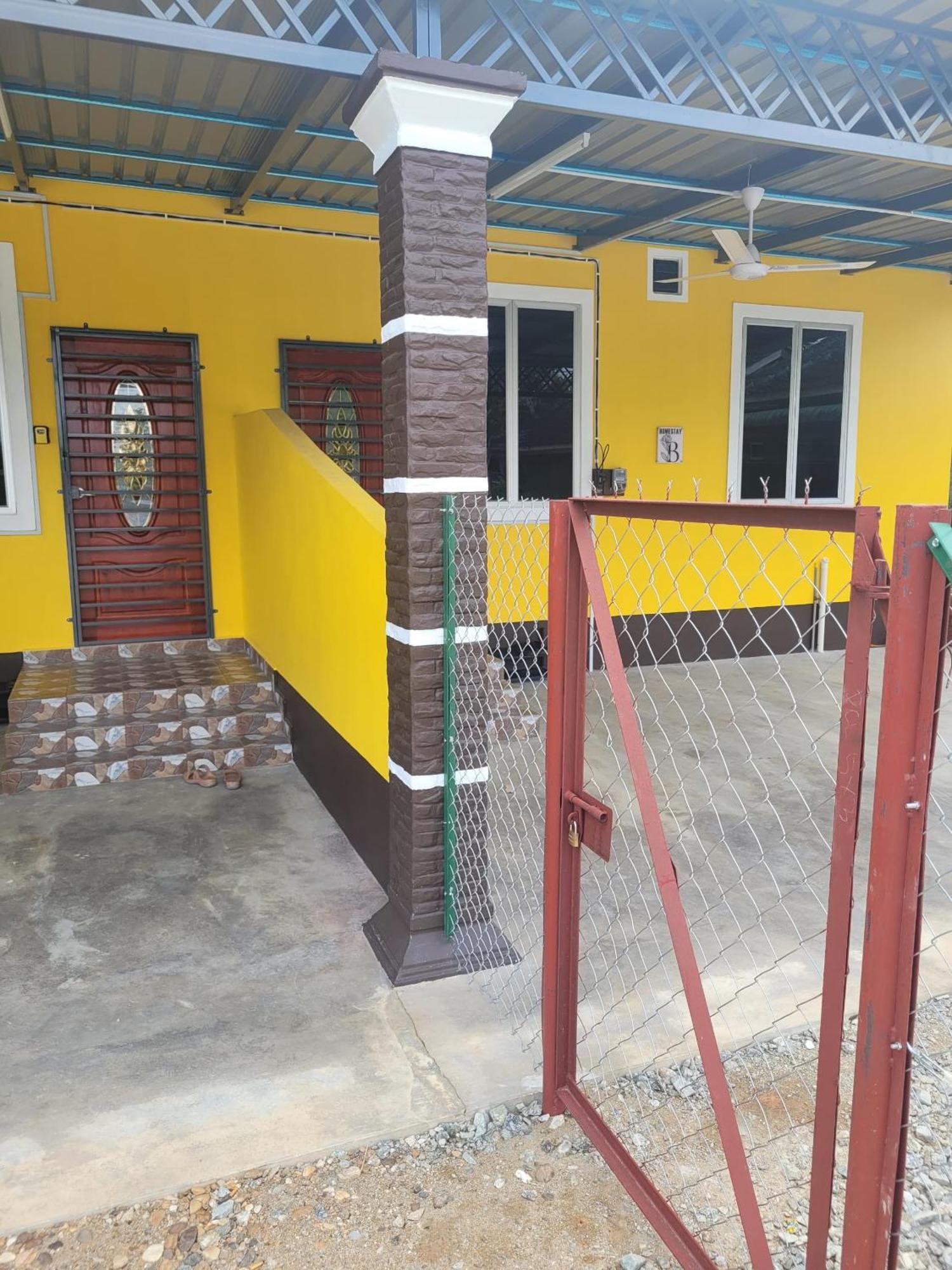 Homestay Haji Noor Tanah Merah  Eksteriør bilde